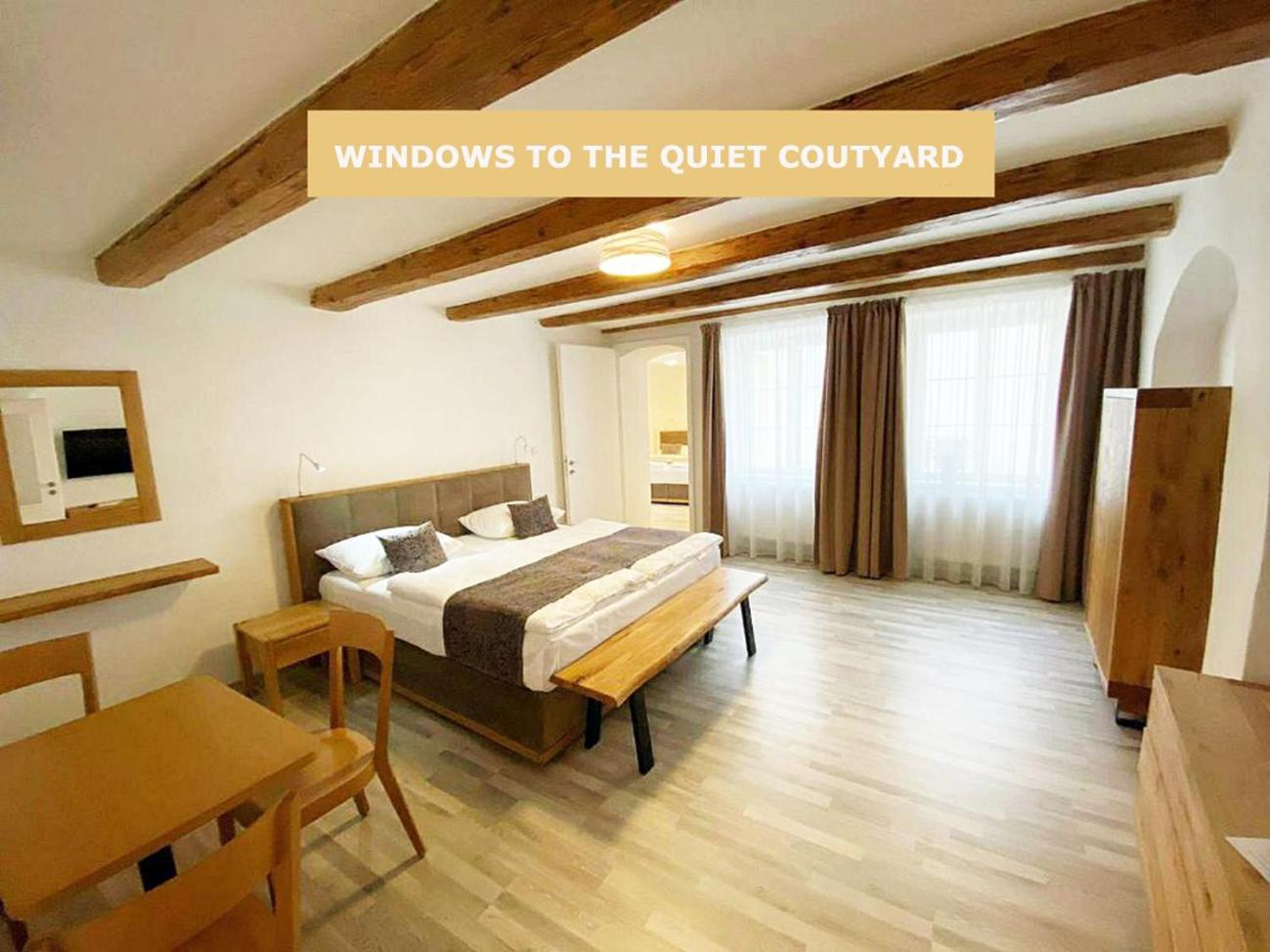 Hotel Karlova Prague - Mostecka 10 St Depandance — Fotky 1